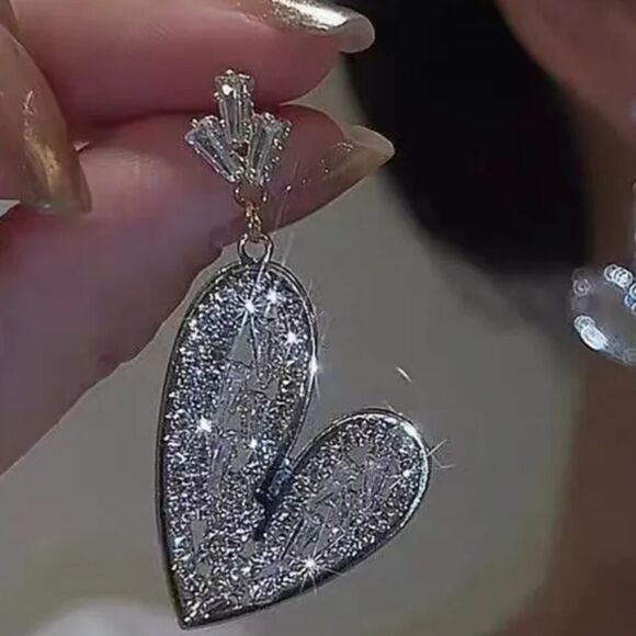 NEW HEART RHINESTONE BAGET STYLE DANGLE STUD VALENTINE'S DAY EARRINGS - Picture 4 of 9